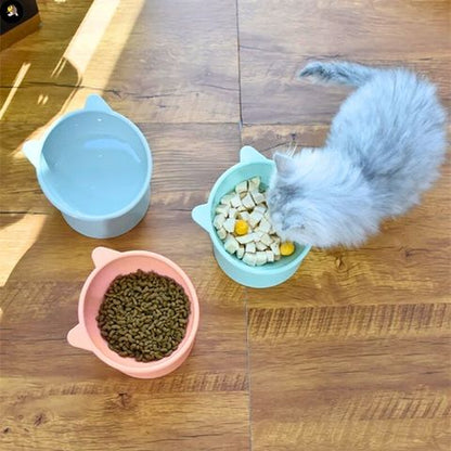 gamelle-chat-oreille-lentement